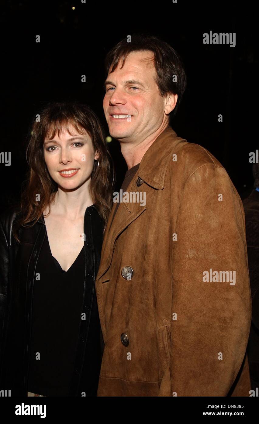 Apr 9 2002 k24641ag frailty premiere at laemmle santa monica
