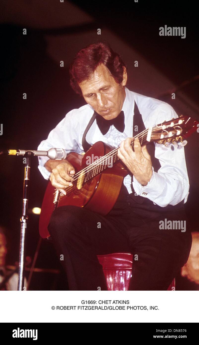 July 2, 2001 - G1669: CHET ATKINS.Â© ROBERT FITZGERALD/(Credit Image: © Globe Photos/ZUMAPRESS.com) Stock Photo