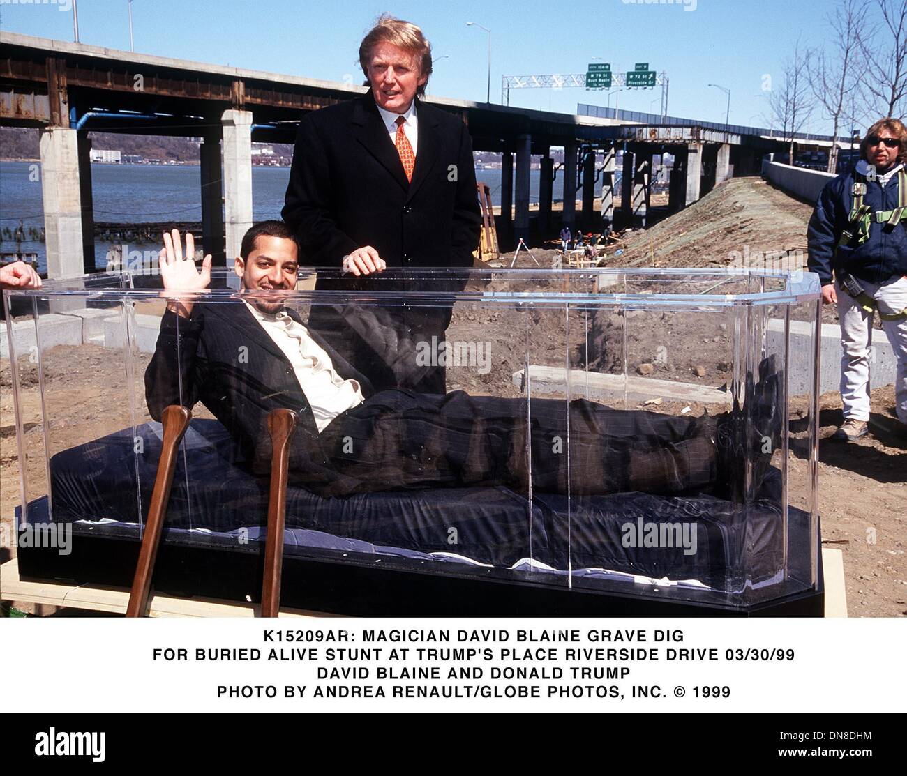 Buried alive magician hires stock photography and images Alamy