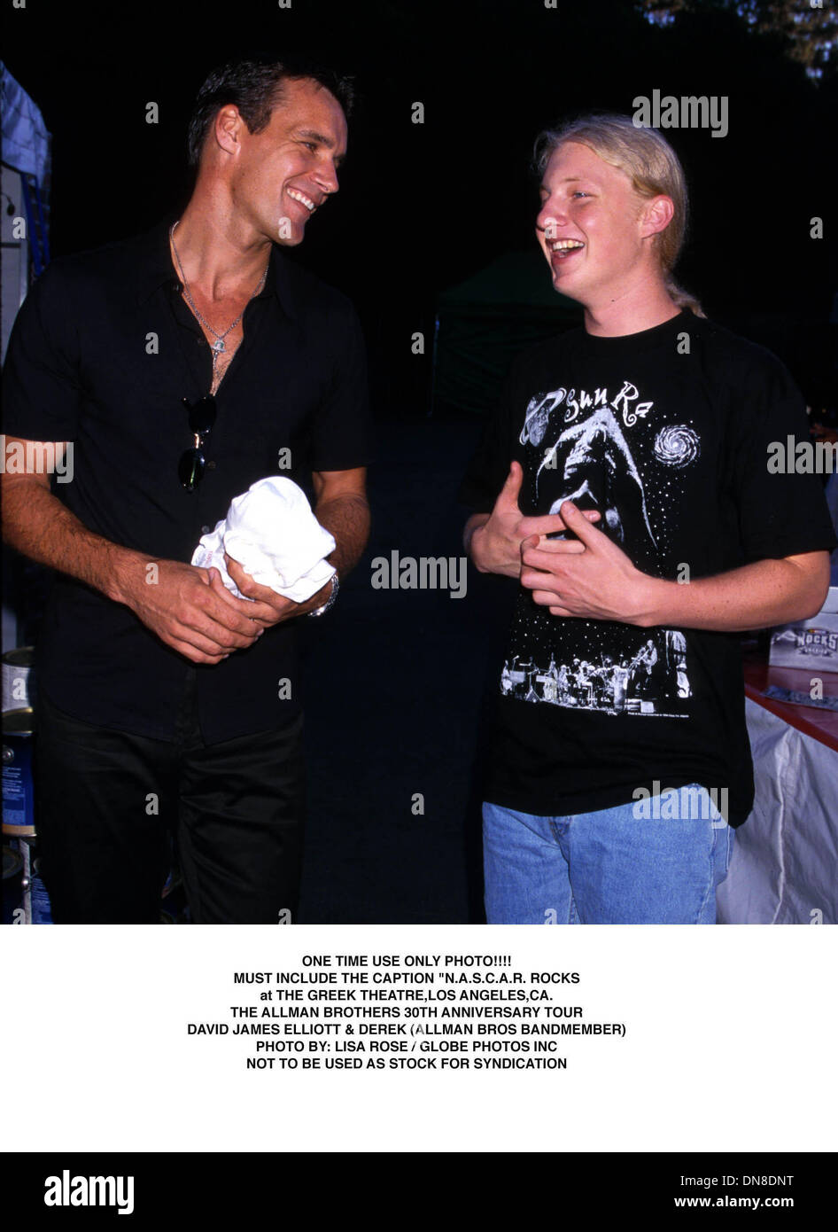 July 31, 1999 - ONE TIME USE ONLY  MUST INCLUDE THE CAPTION.''N.A.S.C.A.R. ROCKS''.at THE GREEK THEATRE, LOS ANGELES, CA..THE ALLMAN BROTHERS 30th ANNIVERSARY TOUR.DAVID JAMES ELLIOTT & DEREK (ALLMAN BROS BANDMEMBER). LISA ROSE/   1999.NOT TO BE USED AS STOCK FOR SYNDICATION(Credit Image: © Globe Photos/ZUMAPRESS.com) Stock Photo