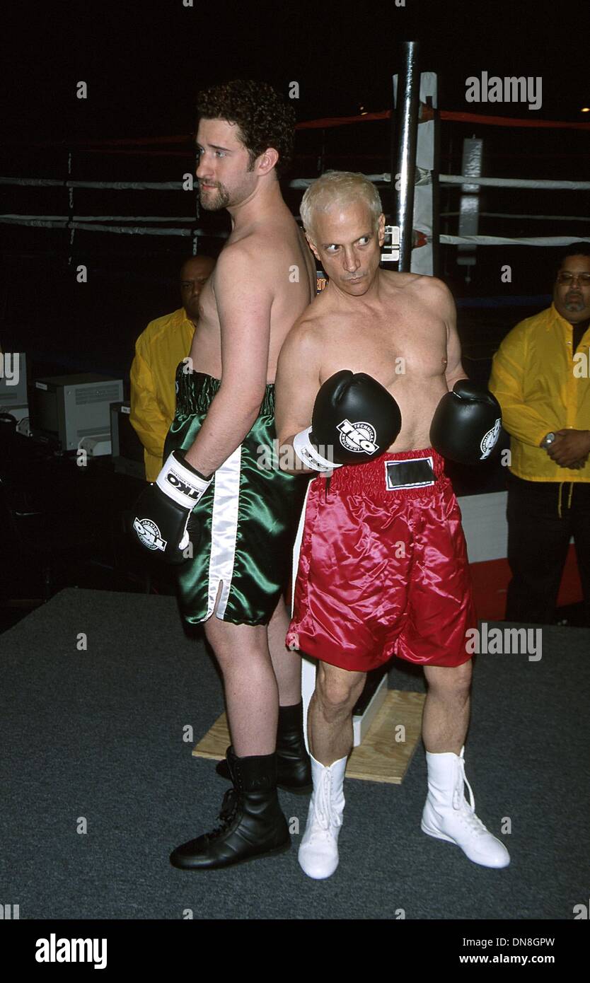 May 15 2002 Hollywood Ca Usa K25002mr Celebrity Boxing Stock Photo Alamy