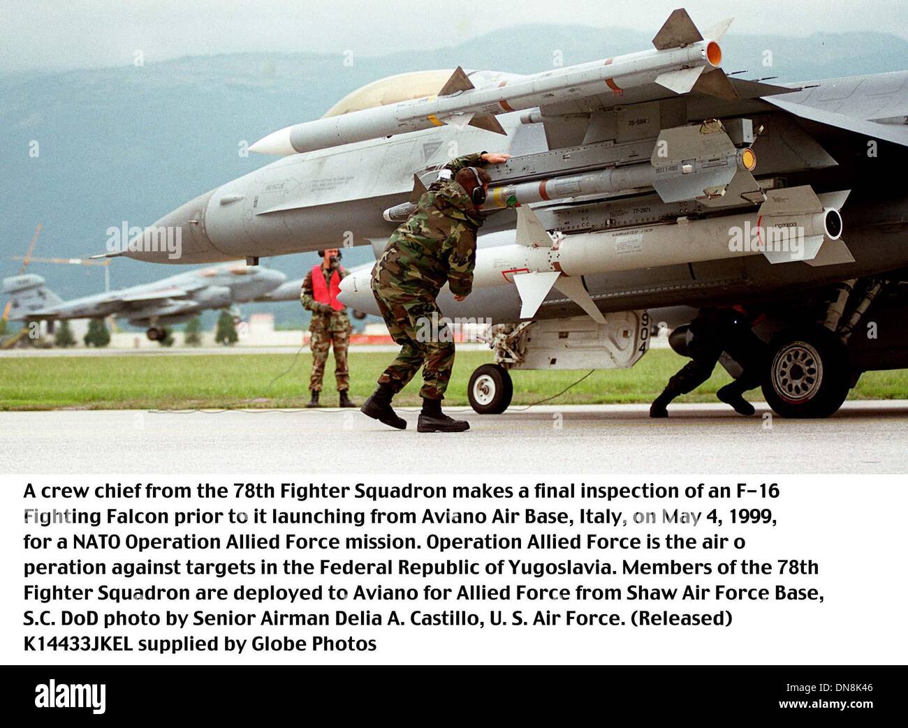 An f 16 fighting falcon from aviano air base hires stock photography