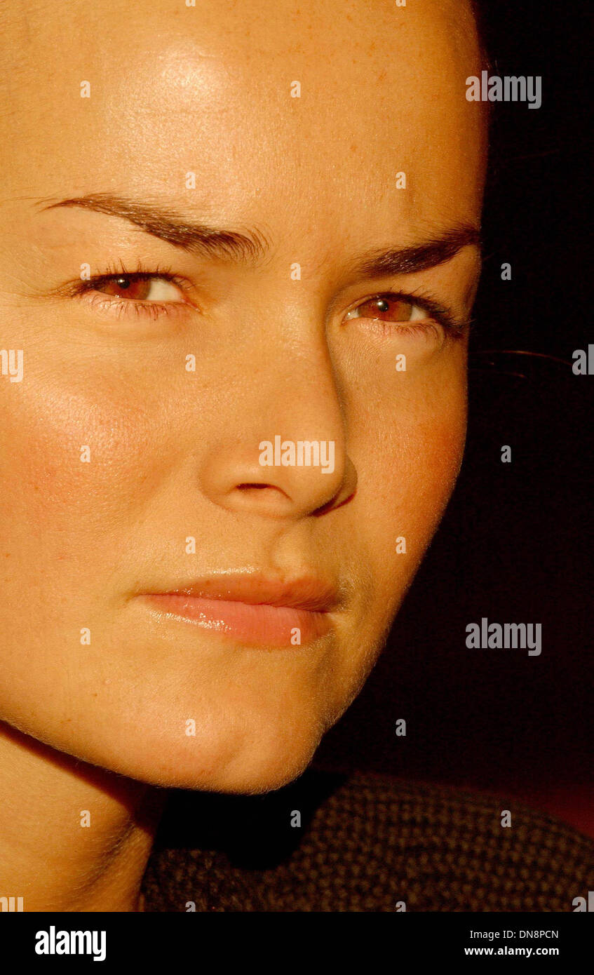 Dec. 15, 2002 - PORTUGAL  Great Britain - K39590.20031215: PORTUGAL: Portuguese model Evelina Pereira. Evelina Pereira is a renowned model in Portugal, where she participated in The Supermodel of the Year, tv comercials and in several magazine editorials (Cosmopolitan, Elle...), among other activities. At an international level, she has already worked in Italy, USA and France (Give Stock Photo
