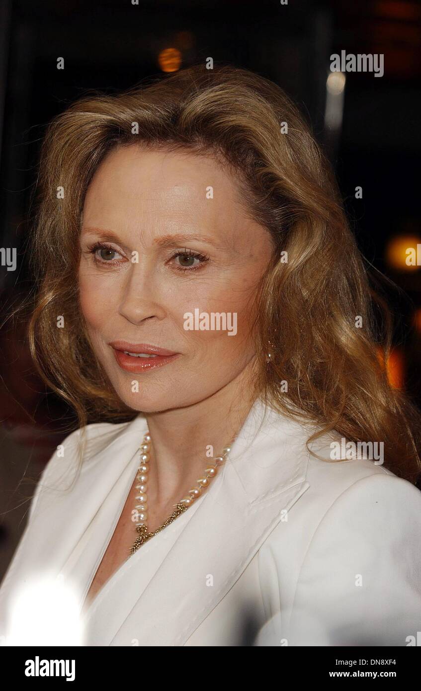 Apr. 18, 2002 K24793AR 4/18/02.SCREENING OF THE FILM ''THE YELLOW