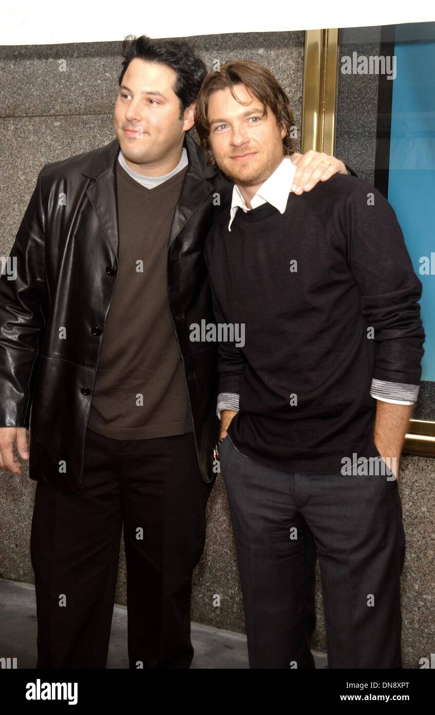 May 13, 2002 - K25050AR:  5/13/02.THE NBC UPFRONT EVENT FOR THE 2002-03 SEASON AT RADIO CITY MUSIC HALL, NYC..G GRUNBERG J BARTEMAN. ANDREA RENAULT/   2002(Credit Image: © Globe Photos/ZUMAPRESS.com) Stock Photo