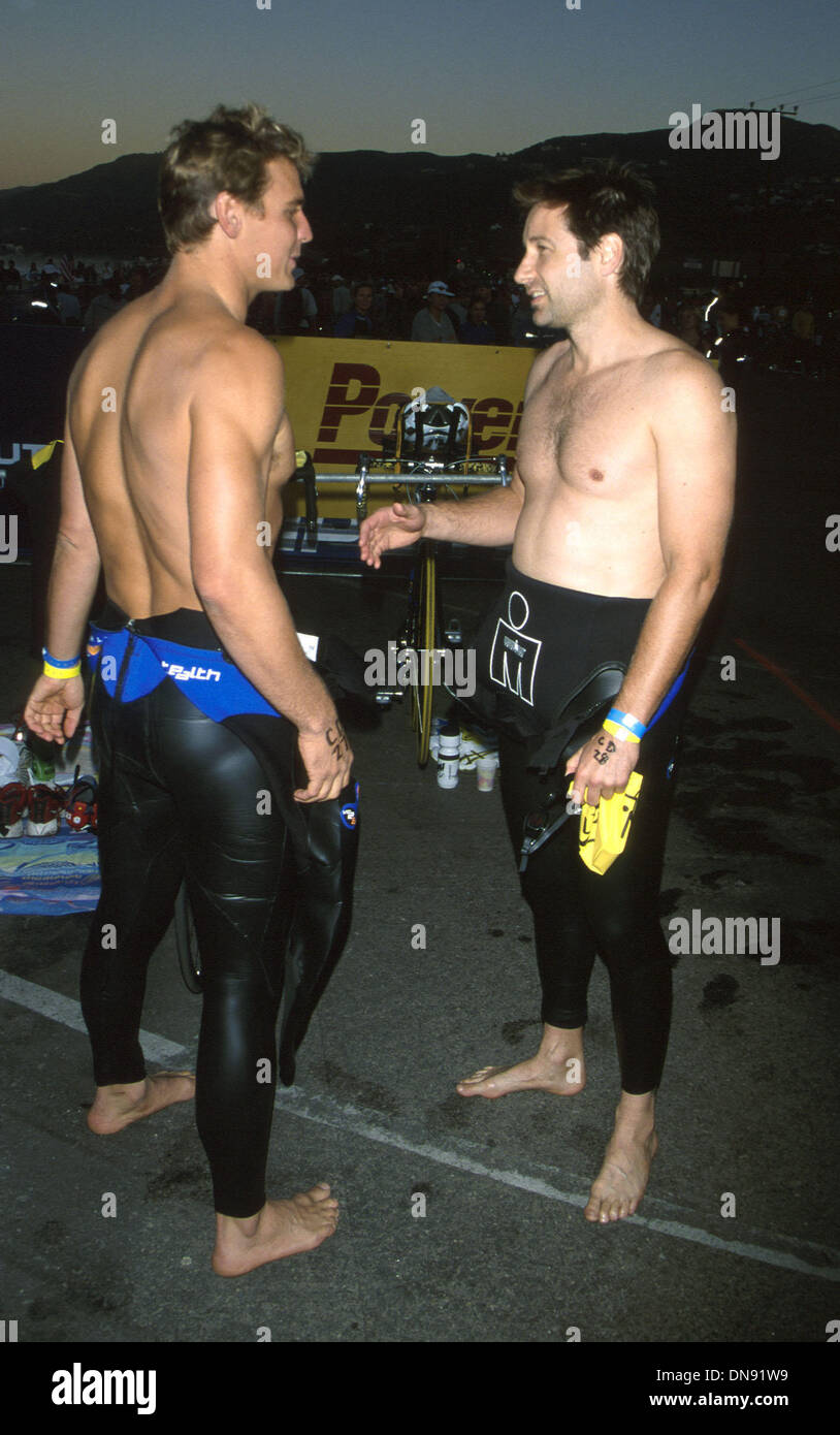 Sept. 30, 2001 - K22990ME: 15TH ANNUAL NAUTICA MALIBU TRIATHLON.ZUMA BEACH, MALIBU, CA 09/29/2001.DAVID DUCHOVNY AND INGO RADEMACHER. MILAN RYBA/   2001(Credit Image: © Globe Photos/ZUMAPRESS.com) Stock Photo