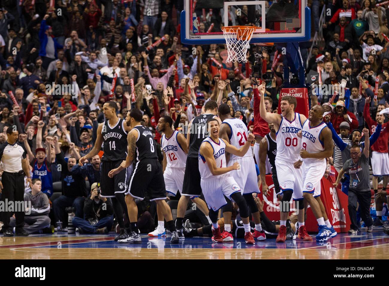 Nba playoffs dunk hi-res stock photography and images - Alamy