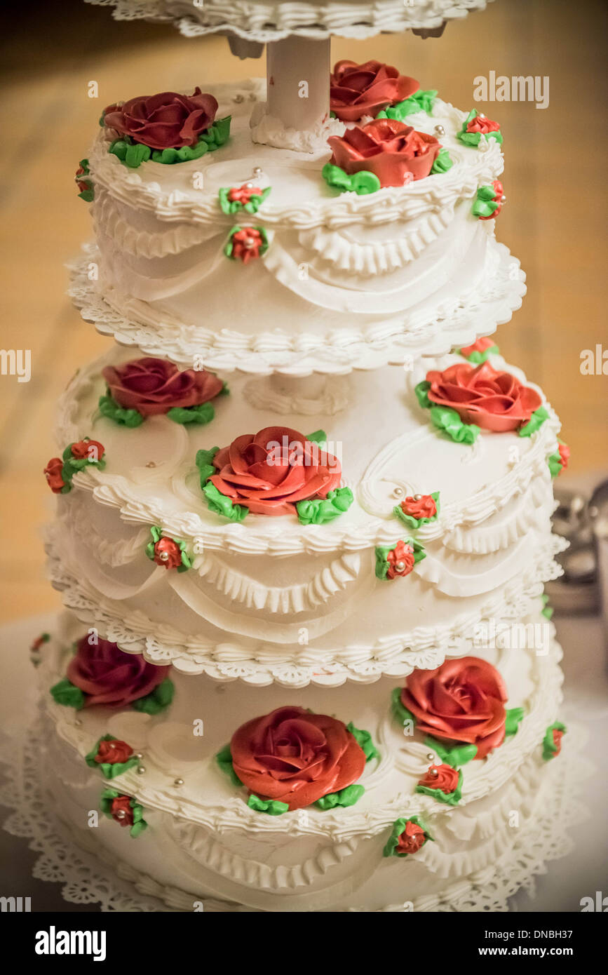 Cake ceremony hires stock photography and images Alamy