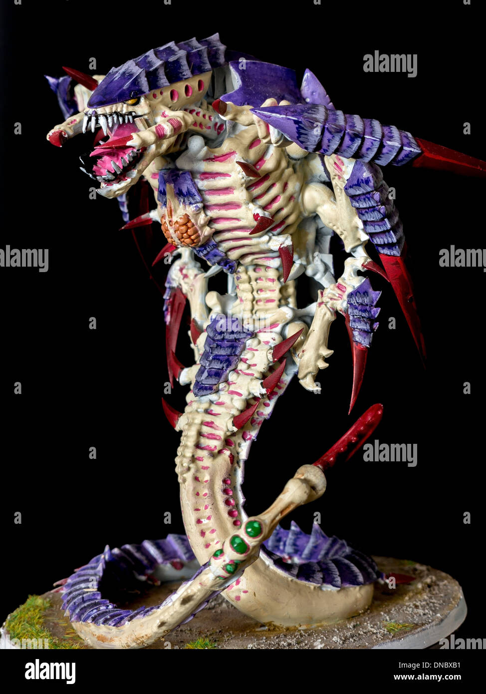 Trygon Tyranid Alien monster creature Games Workshop hand-painted Warhammer 40,000 model Stock Photo