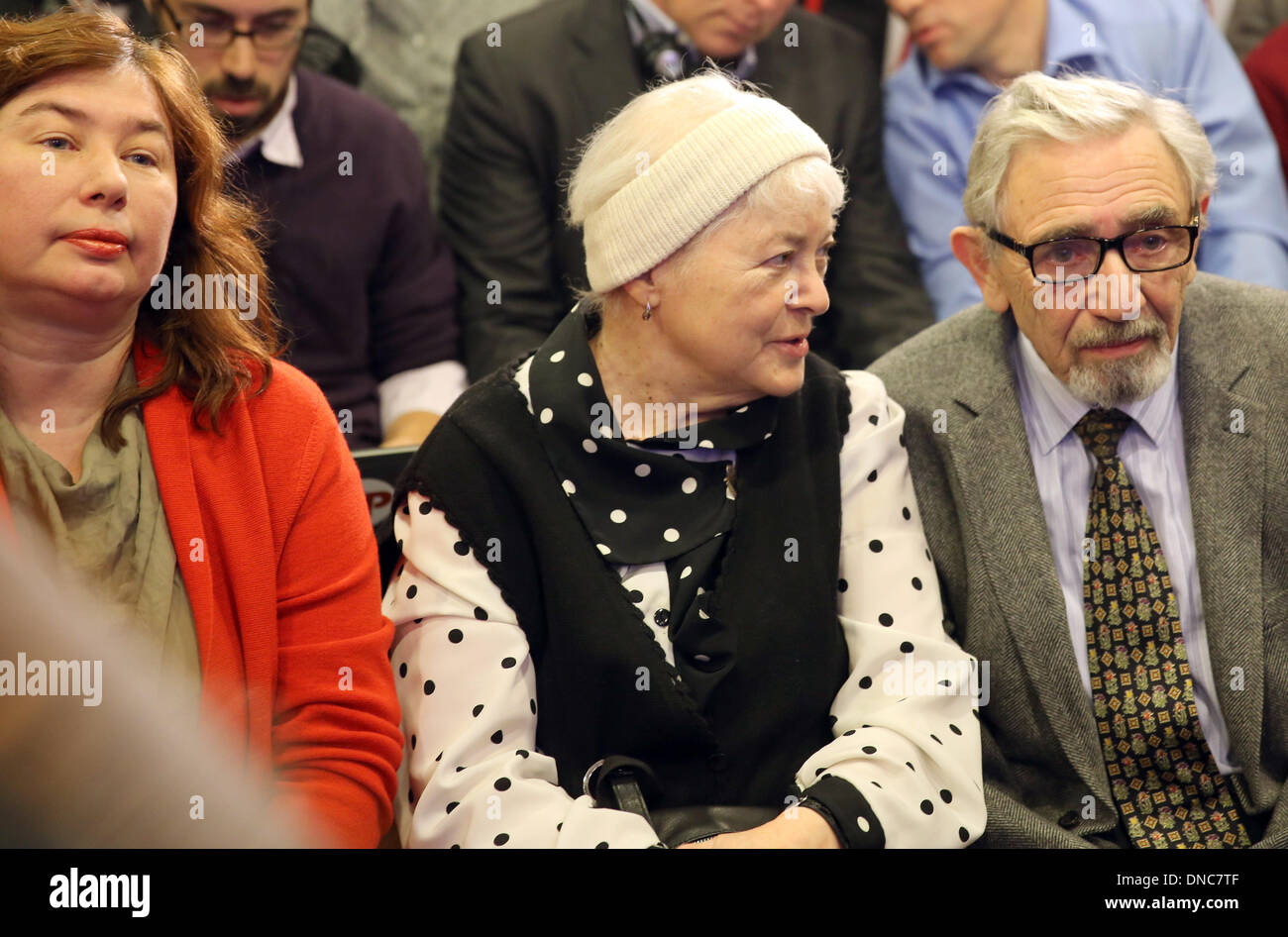 Wife of mikhail khodorkovsky hi-res stock photography and images - Alamy