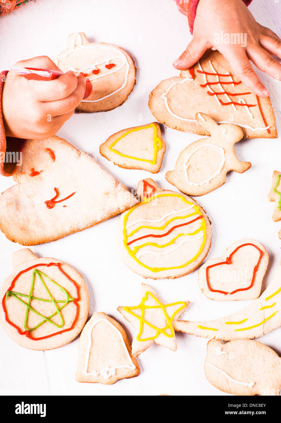 Draw on gingerbread cookies Stock Photo Alamy
