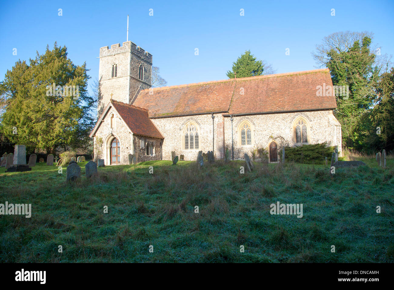 St mary magdalene parish church hi-res stock photography and images - Alamy