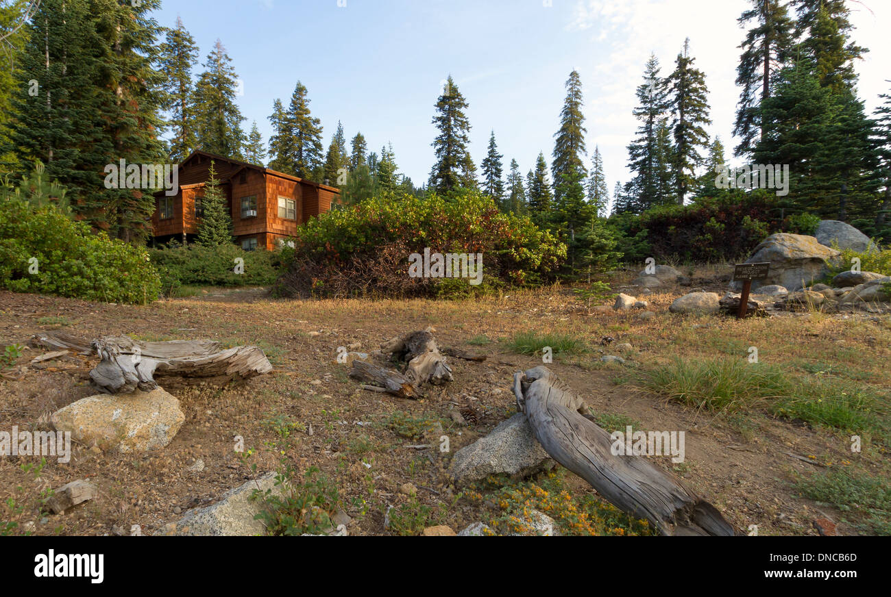 Small cabin in California's Sequoia National Park Stock Photo