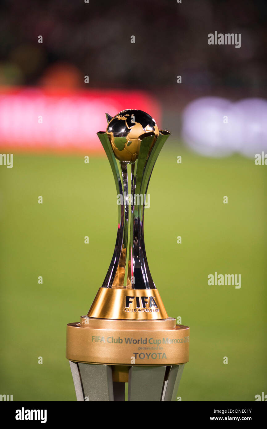 Fifa Club World Cup Trophy Stock Photos & Fifa Club World ... - 865 x 1390 jpeg 91kB