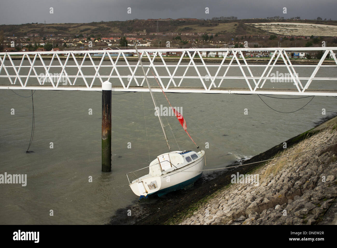 Damaged yacht hires stock photography and images Alamy