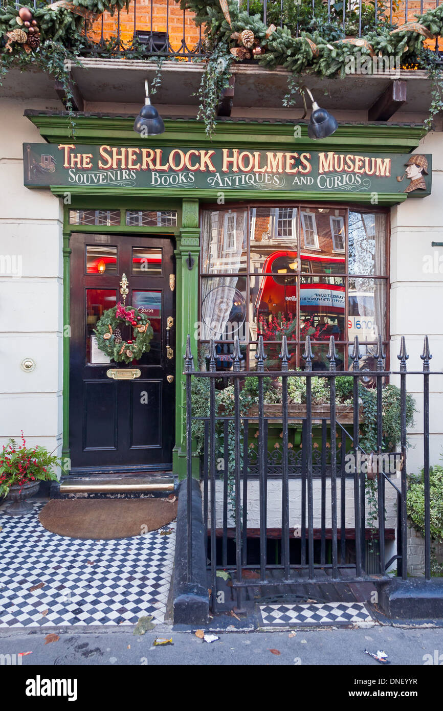 Baker street sherlock holmes hires stock photography and images Alamy