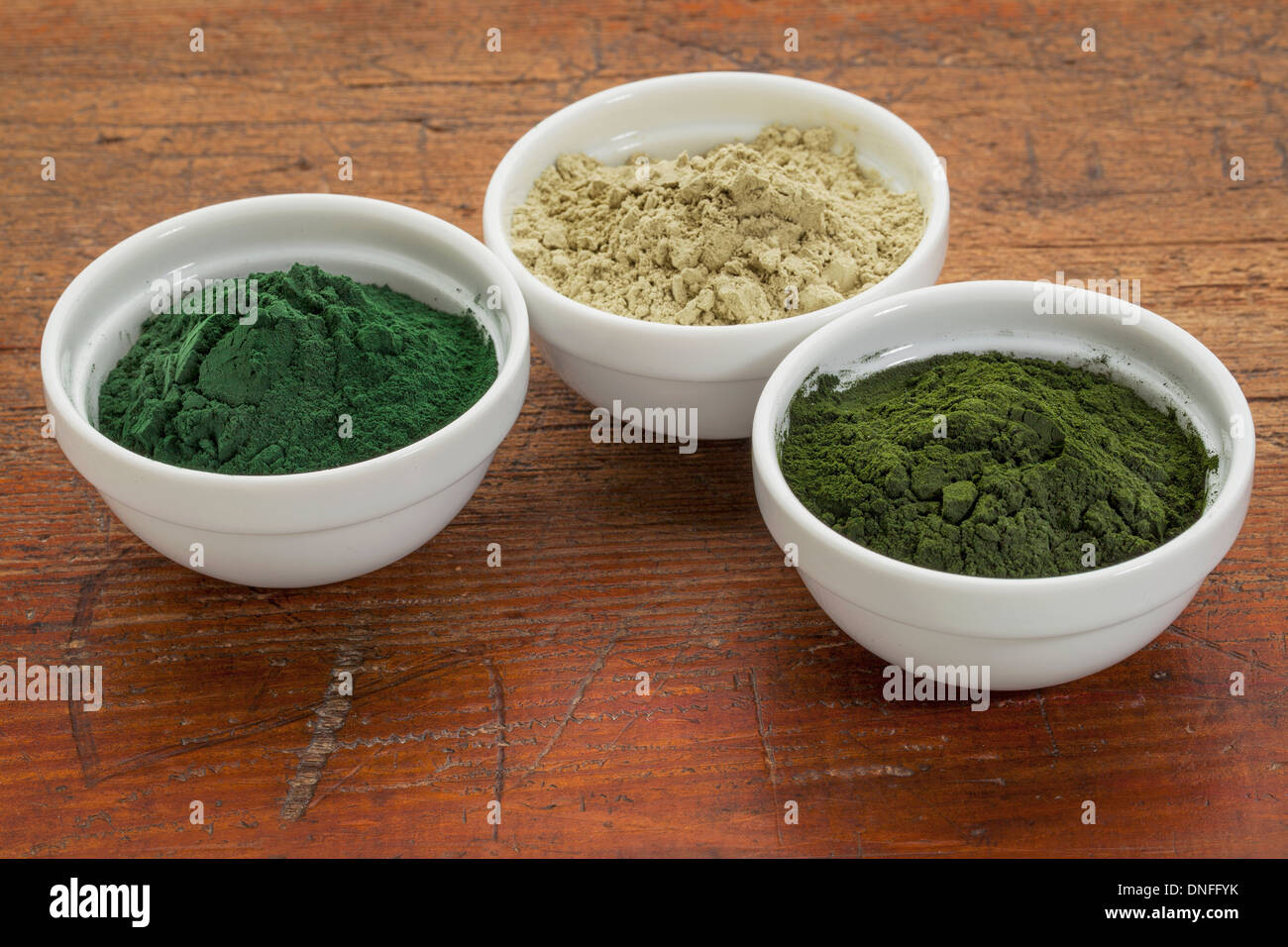 kelp, chlorella and Hawaiian spirulina powders nutritional