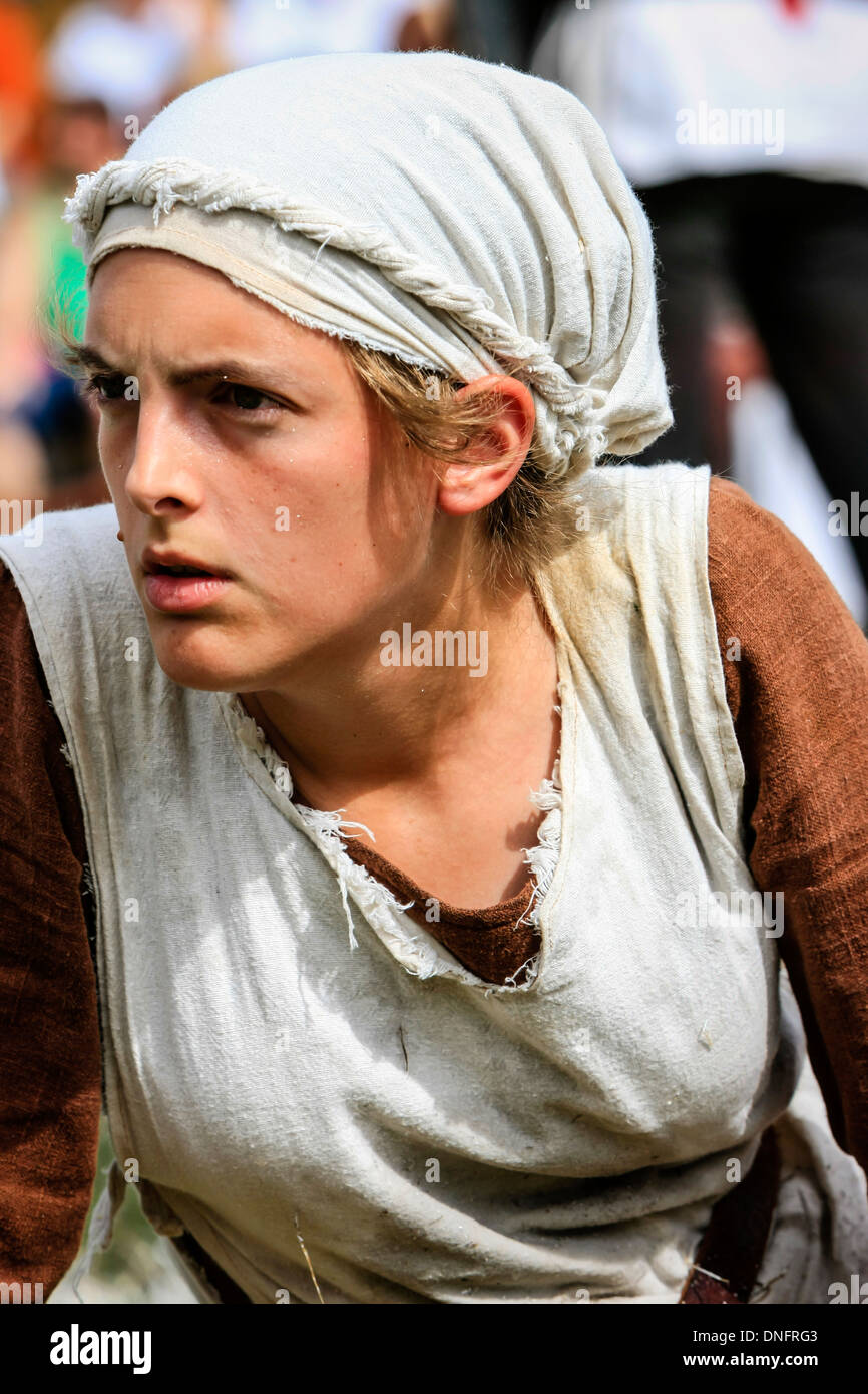 Medieval peasant women's clothing best sale