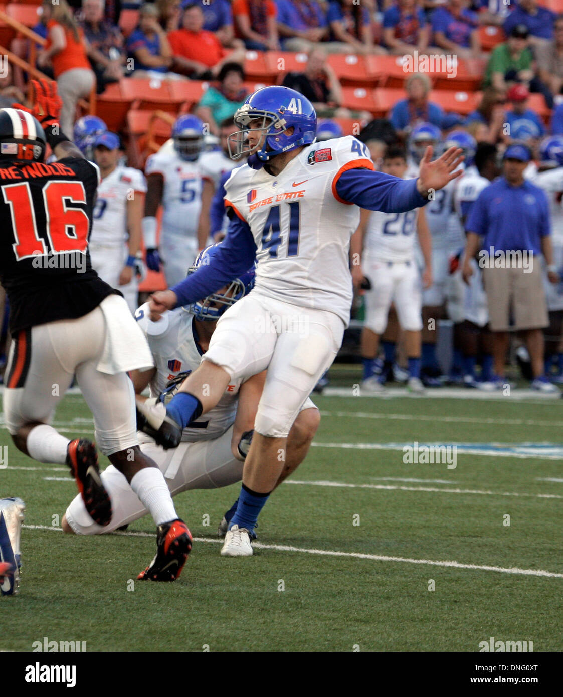 Honolulu, HI, USA. 24th Dec, 2013. December 24, 2013 - Boise State ...