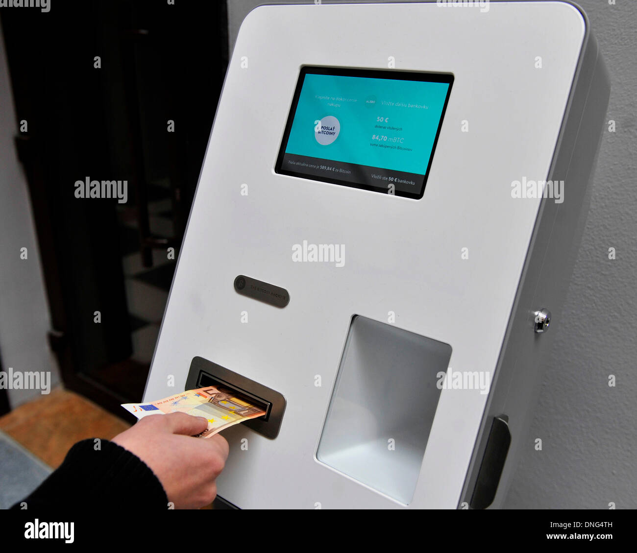 Bitcoin atm hi-res stock photography and images - Alamy