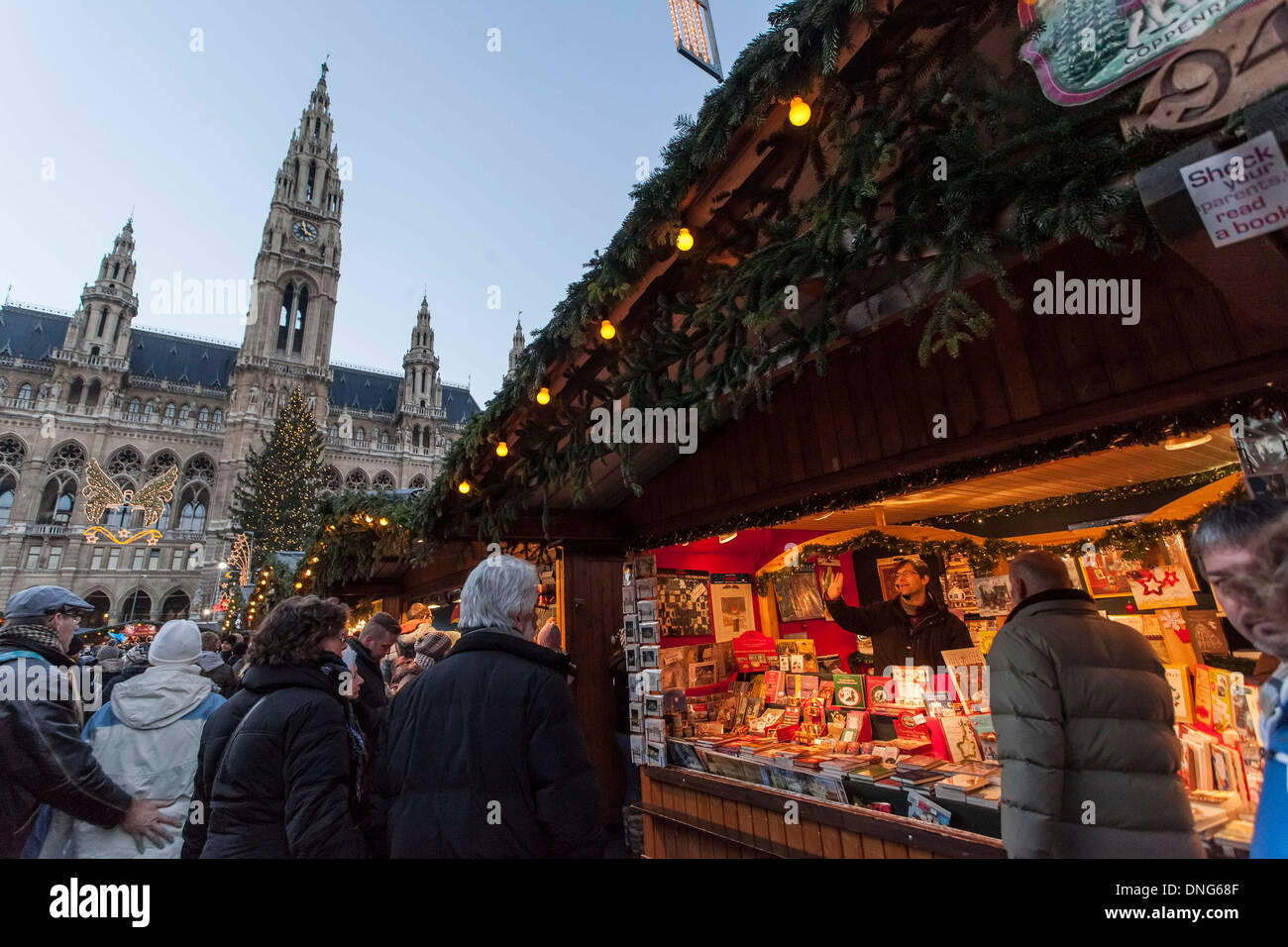 People shopping in Vienna Christmas Market Stock Photo Alamy