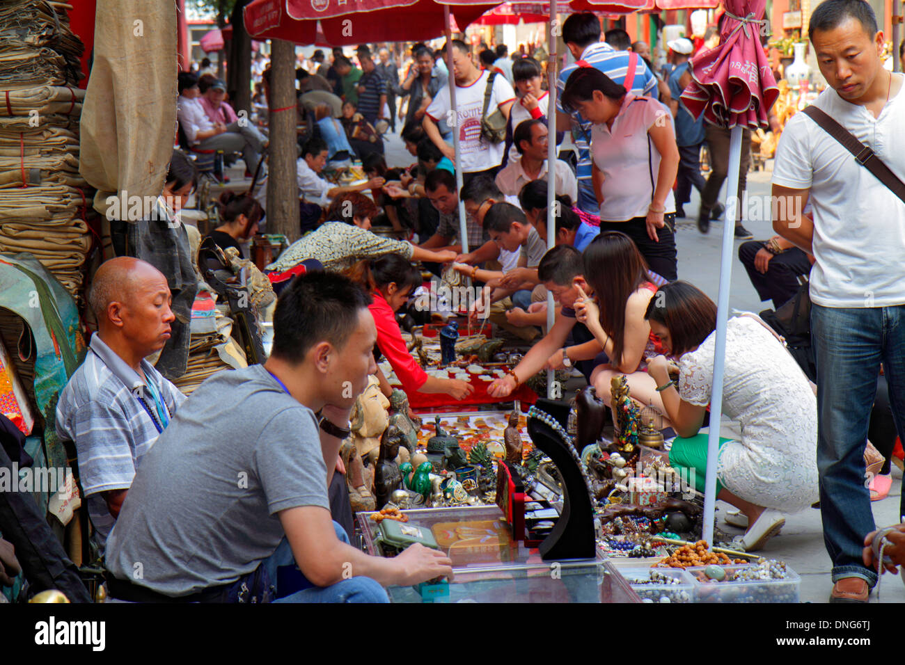 Beijing China,Chinese,Oriental,Chaoyang District,Panjiayuan Weekend Dirt Flea Market,shopping shopper shoppers shop shops buying selling,store stores Stock Photo