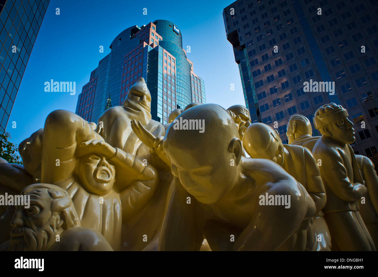 Sculpture in downtown Montreal Stock Photo Alamy