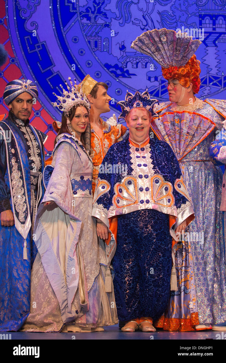 Photocall for the Aladdin Panto starring Jo Brand and Matthew Kelly at