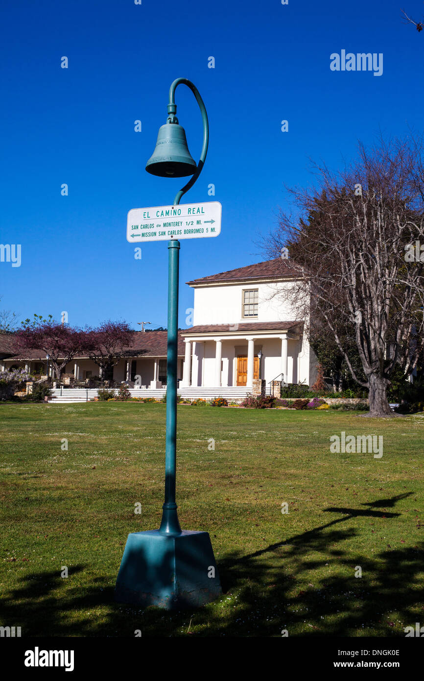 Monterey city Hall and the bell staff signifying the El Camino Real