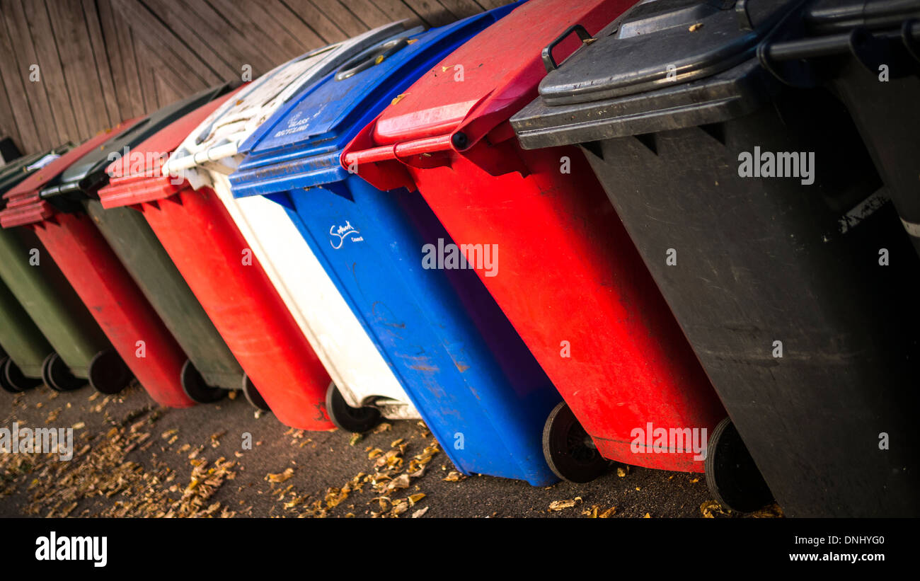 Garden waste wheelie bins hi-res stock photography and images - Alamy