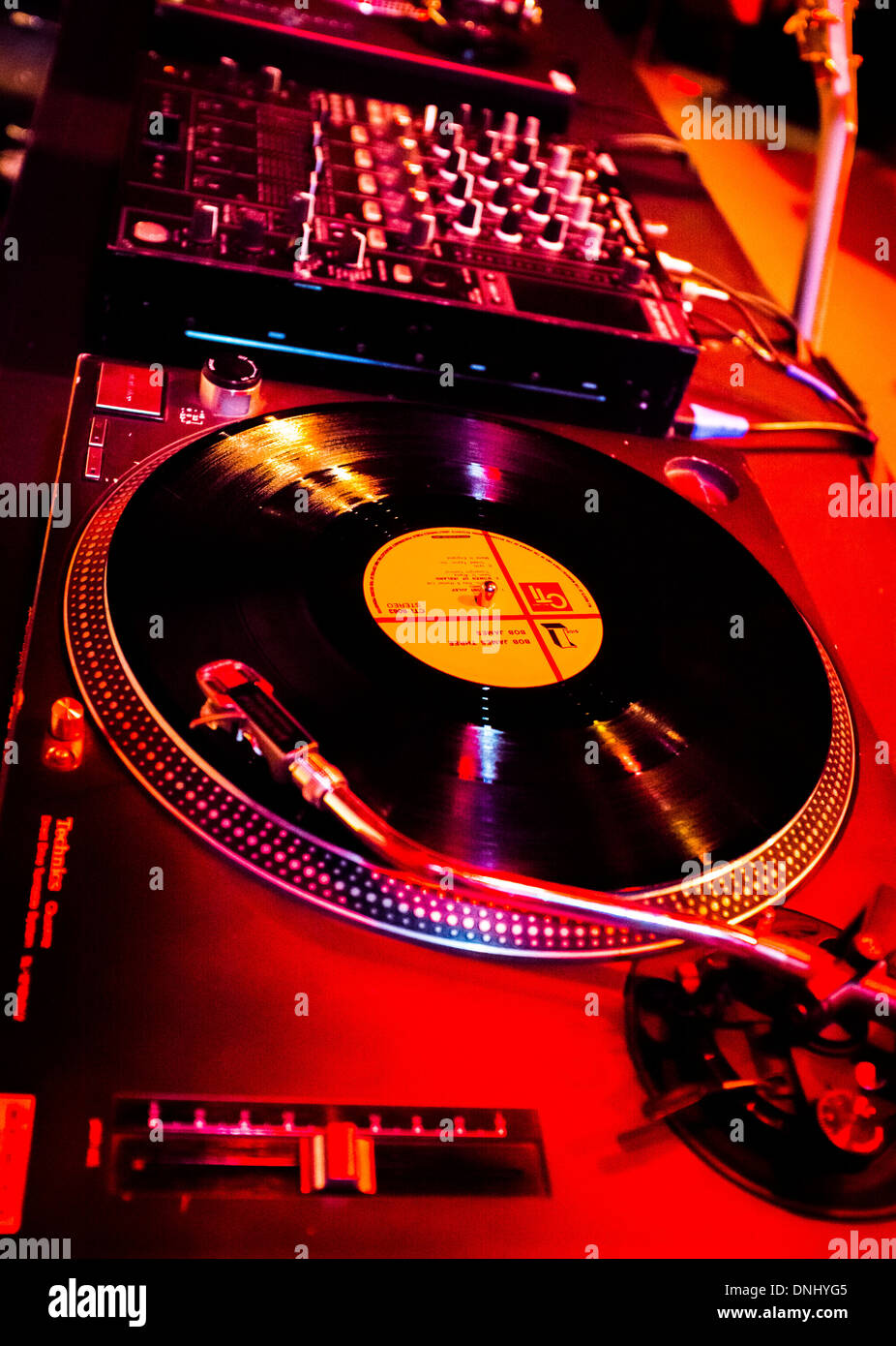 DJ Record Decks Stock Photo: 64933685 - Alamy