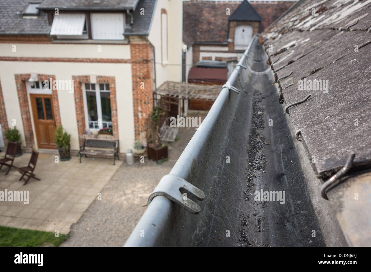 Zinc roof hires stock photography and images Alamy