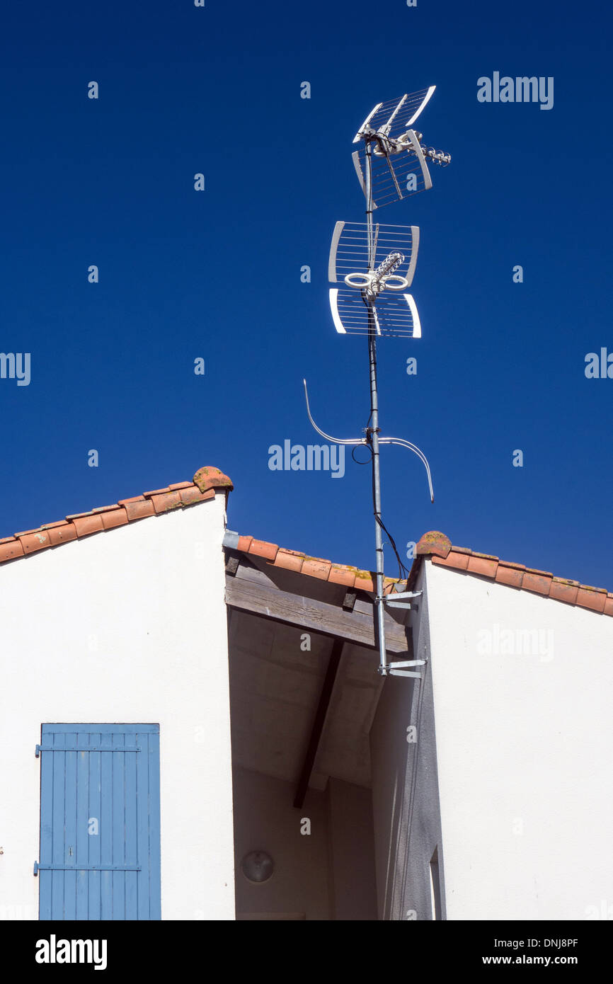 TELEVISION ANTENNAS, (RADIO WAVE AND VISUAL POLLUTION, CHARENTEMARITIME (17), FRANCE Stock