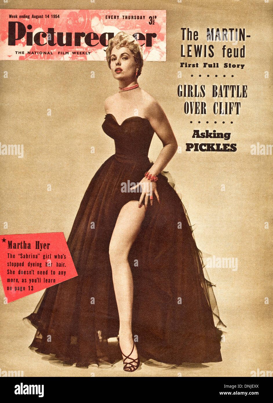 Cover of Picturegoer magazine dated 8th August 1954 featuring film actress Martha Hyer Stock Photo