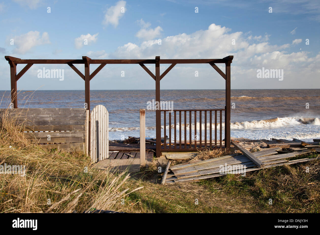 Homes destroyed after tidal surge at Hemsby in December 2013 Stock Photo