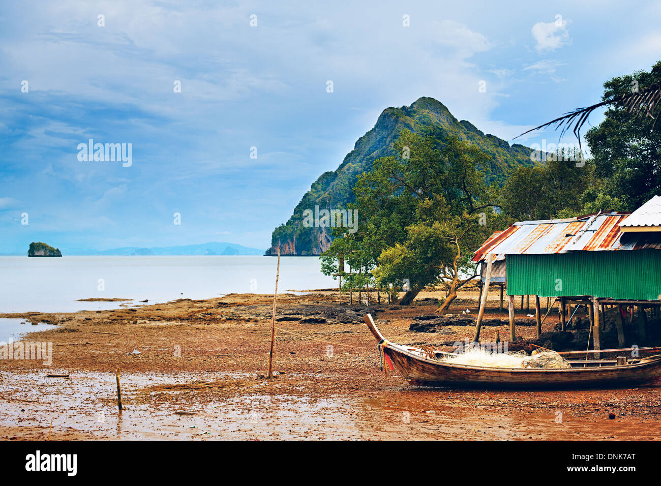 Asia boat asian landscape hi-res stock photography and images - Alamy