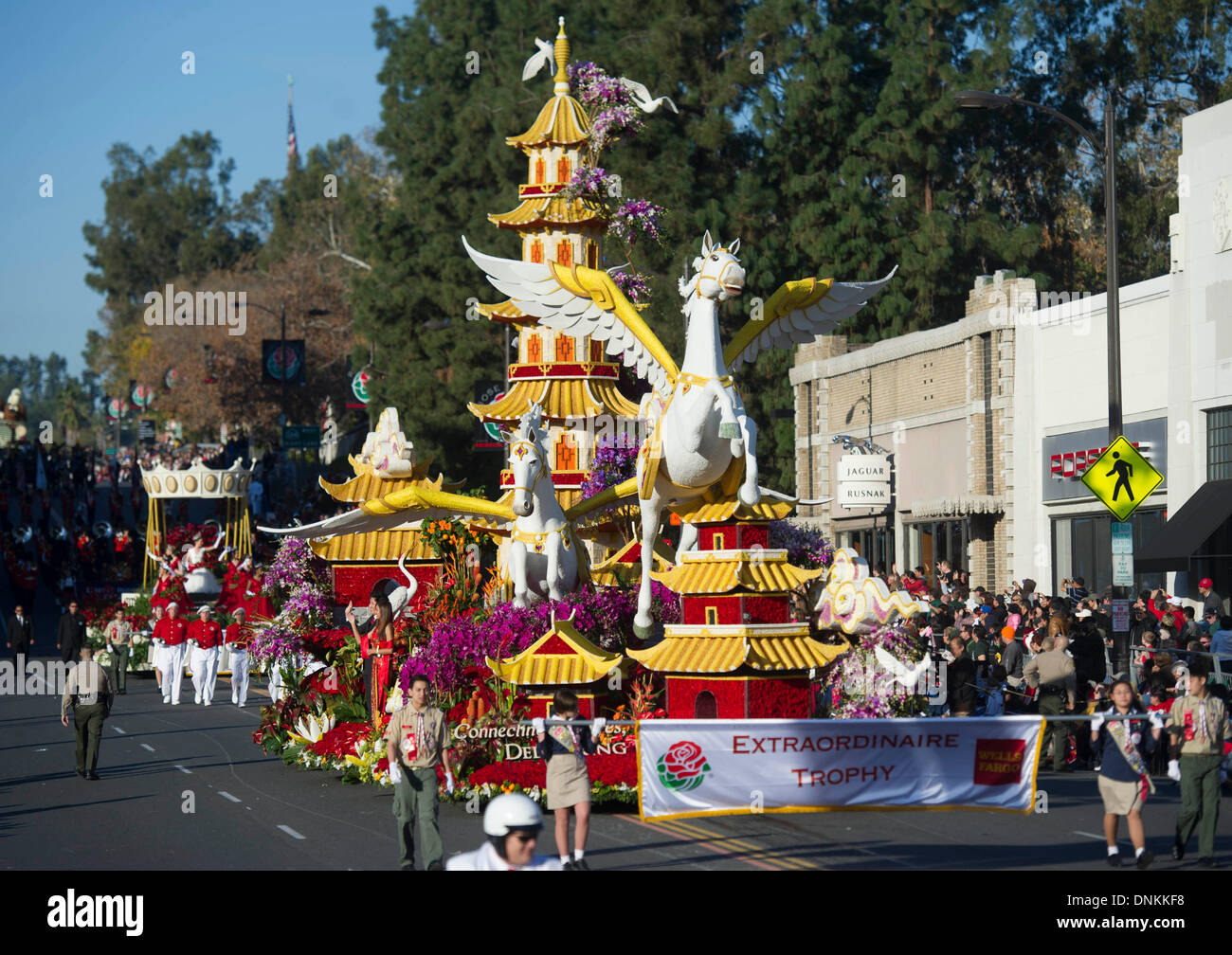 Los Angeles, USA. 1st Jan, 2014. The 125th Tournament of Roses Parade is held in the streets of Pasadena of Los Angeles, the United States, Jan. 1, 2014. Credit:  Yang Lei/Xinhua/Alamy Live News Stock Photo