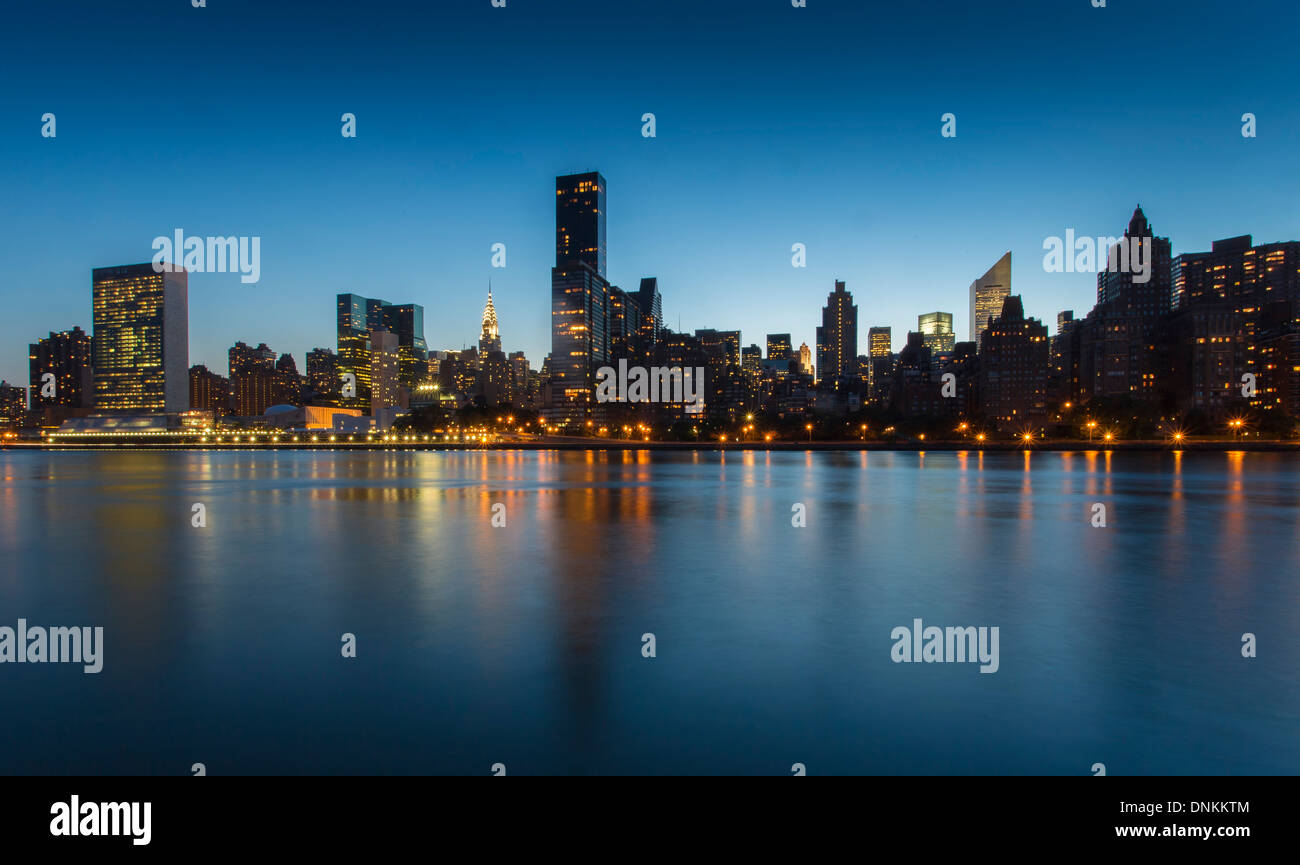 New York skyline at dusk Stock Photo - Alamy