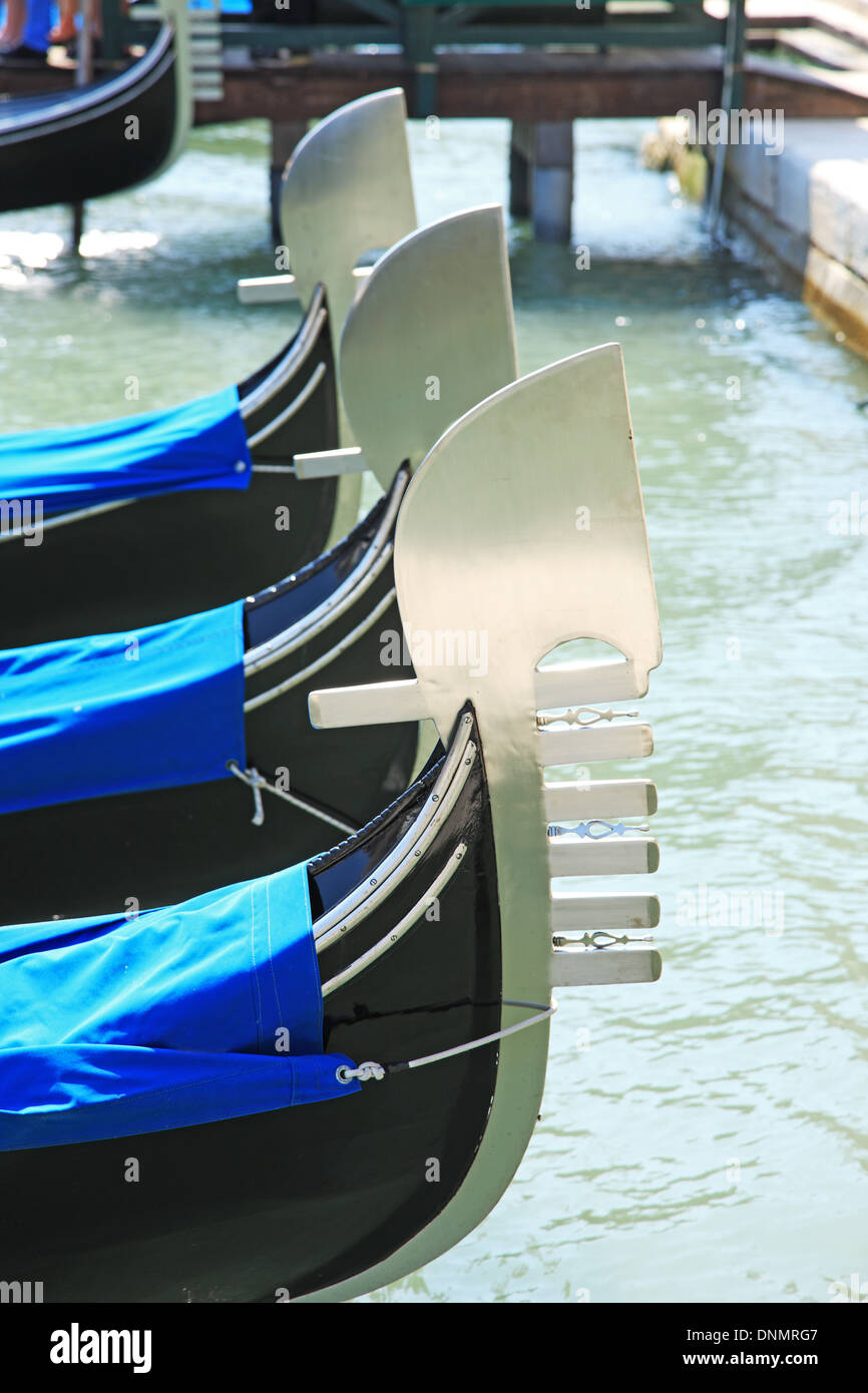 Venice italy gondola close up hi-res stock photography and images - Alamy