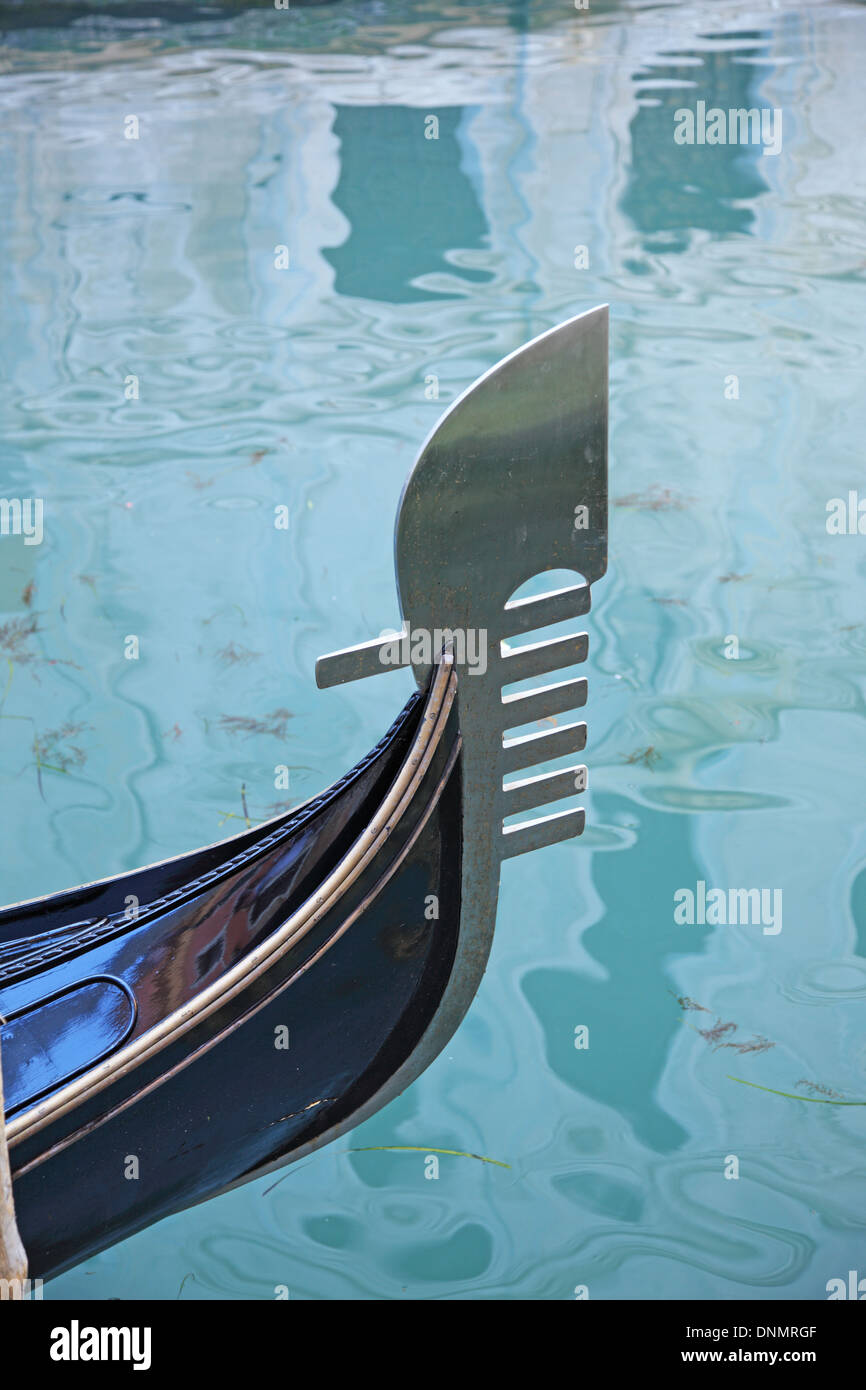 Venice gondola hi-res stock photography and images - Alamy