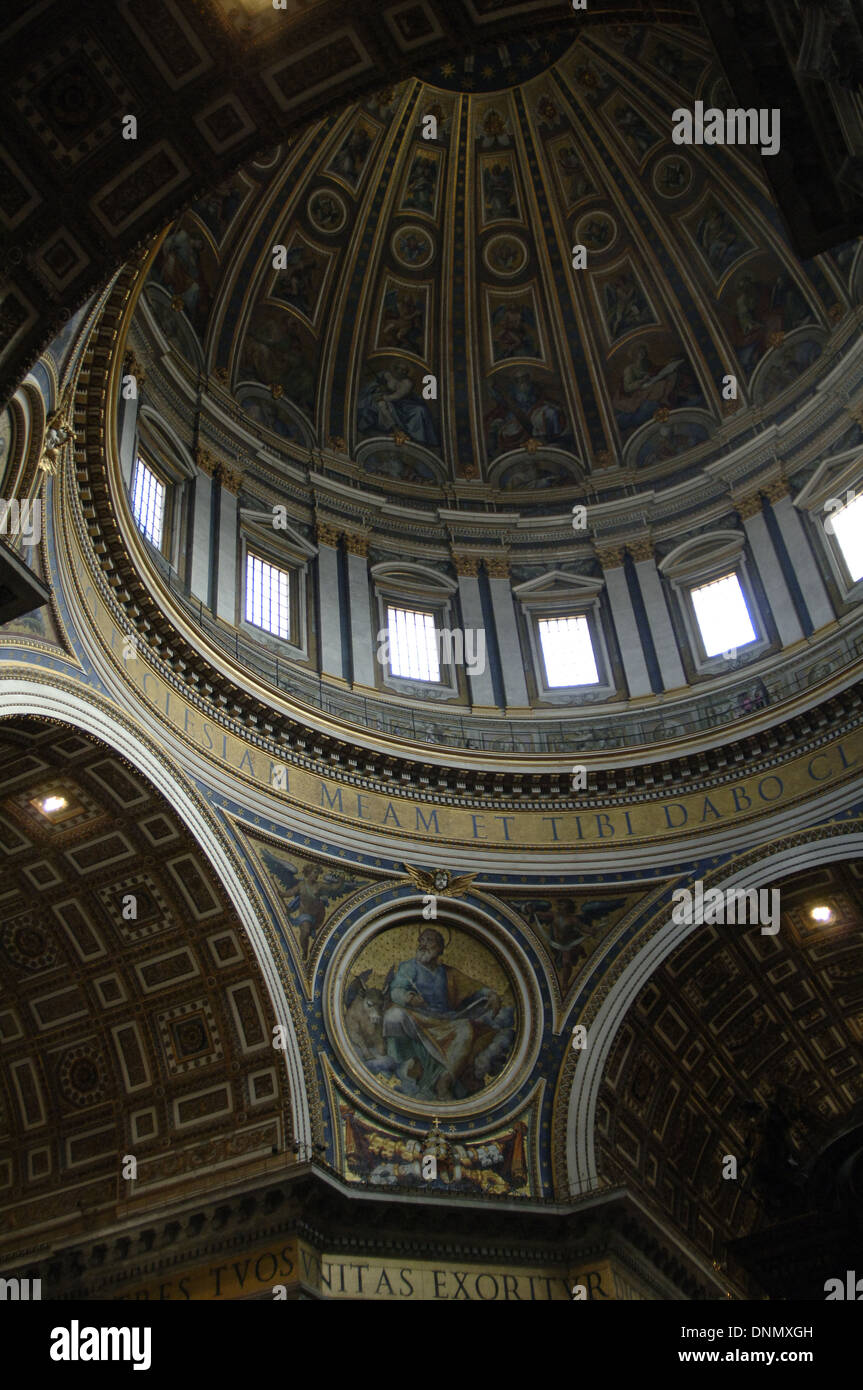 St. Peter's Basilica. Dome built by Giacomo della Porta (1540-1602) and Domenico Fontana (1543-1607) in 1590. Stock Photo