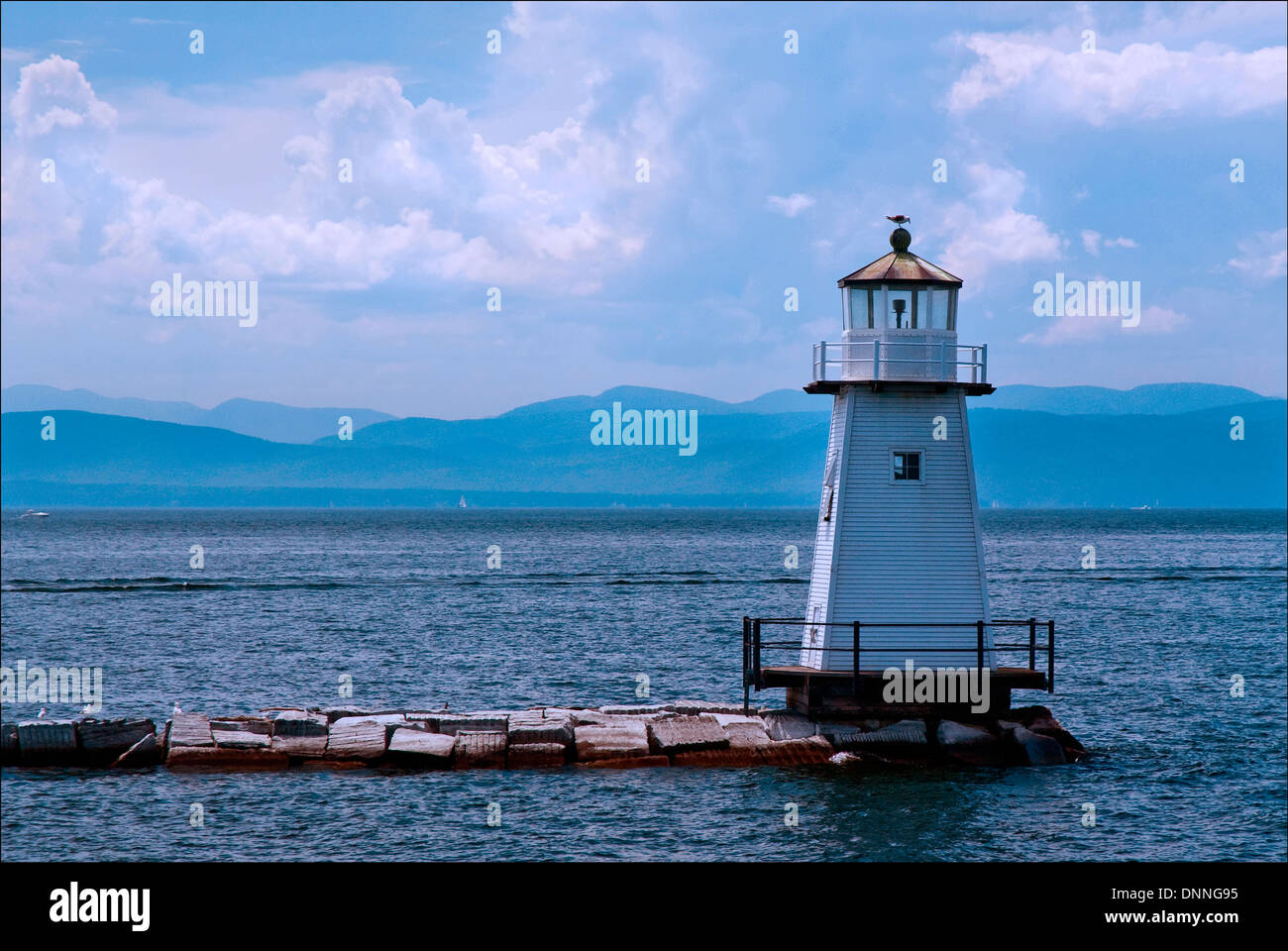 Burlington, vermont lake champlain hires stock photography and images