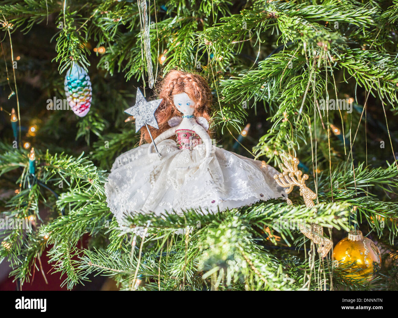 Hand Made Traditional Christmas Tree Fairy Decoration In White Antique Lace Dress With Wand And Silver Star Hand Made Traditional Christmas Tree Fairy Decoration In White Antique Lace Dress With Wand And Silver Star