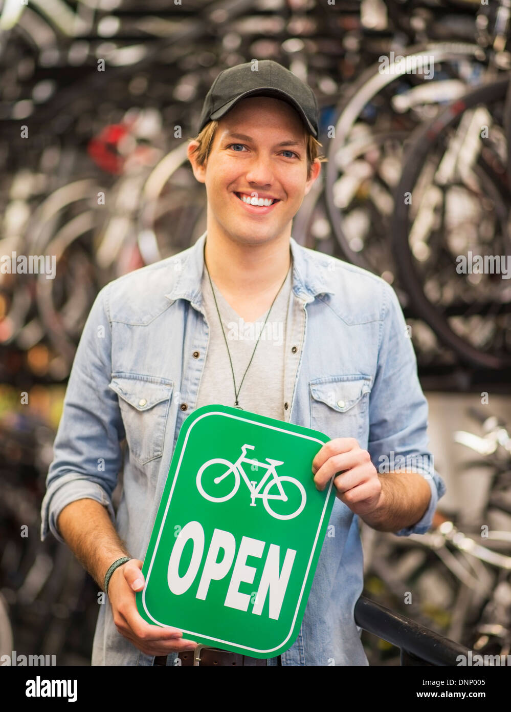 Bike shop sign hi-res stock photography and images - Alamy