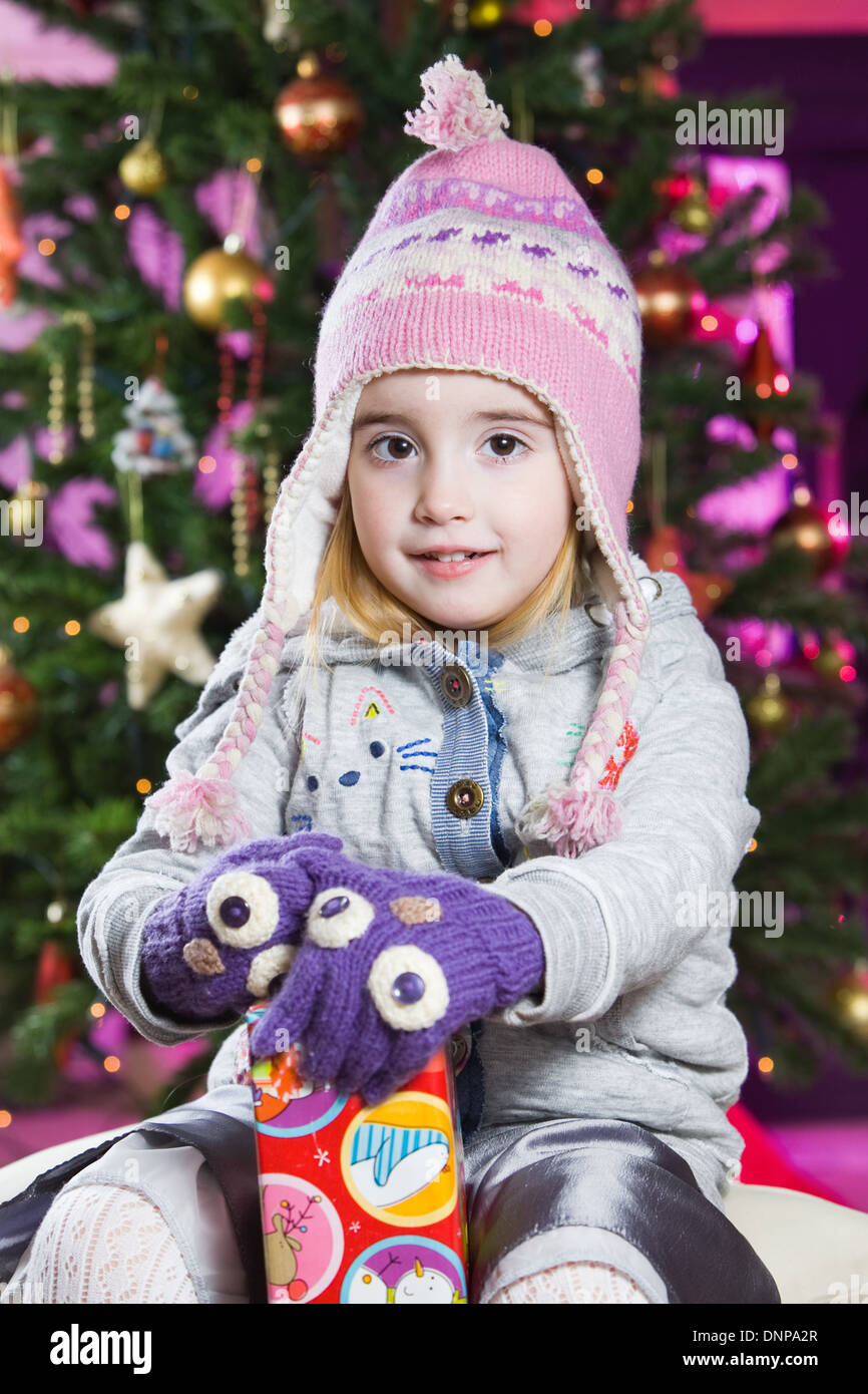 Christmas tree girl hires stock photography and images Alamy