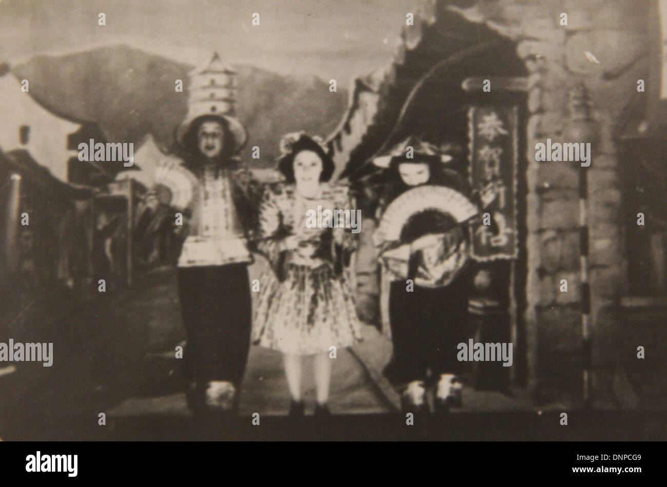 Collect photograph of Princess Margaret (left) and Princess Elizabeth (right) in the play Aladdin, 1943 Stock Photo