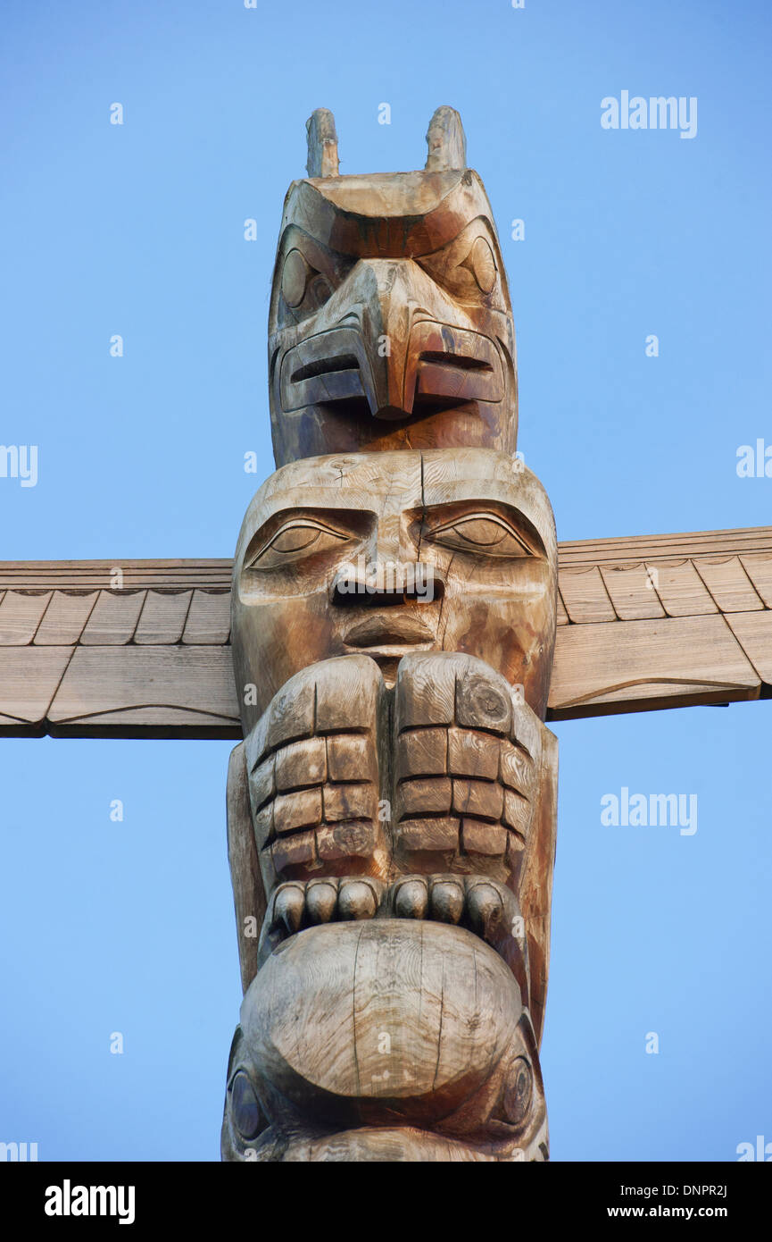 Memorial Totem Pole for Rose Cole Yelton, Squamish tribe, erected 2009, Stanley Park, Vancouver BC, Canada Stock Photo