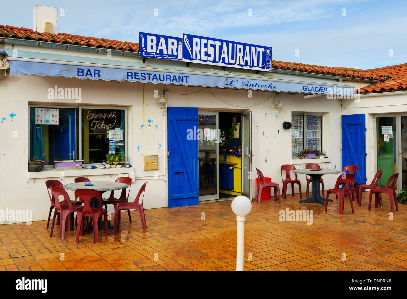 Bar restaurant in north of Oléron Island in CharenteMaritime, France
