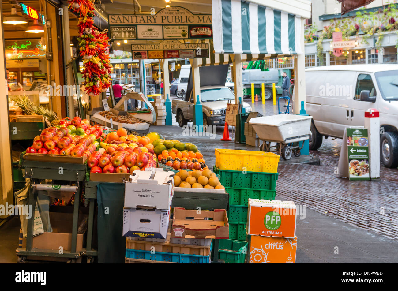 Produce vendor's market stall at the Sanitary Public Market Pike Place Market Seattle, Washington, USA Stock Photo