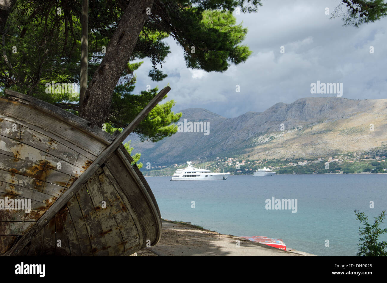 yacht in the harbor Stock Photo - Alamy
